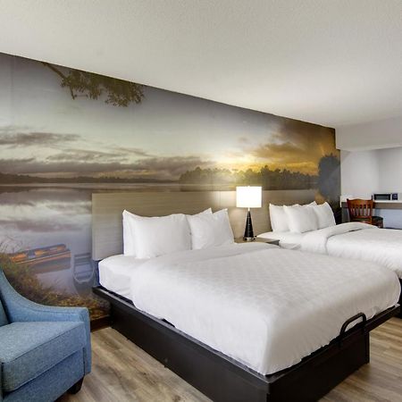 Clarion Pointe On The Lake Clarksville-South Hill West Exteriör bild