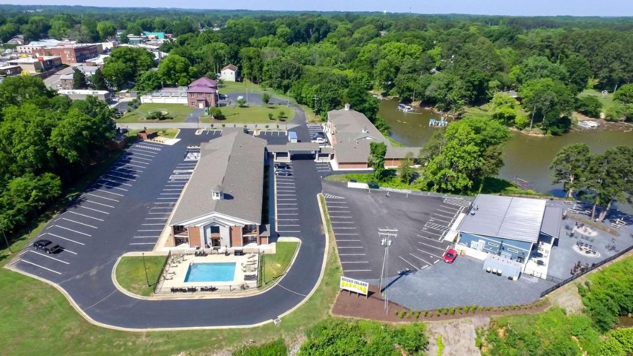 Clarion Pointe On The Lake Clarksville - South Hill West Exteriör bild