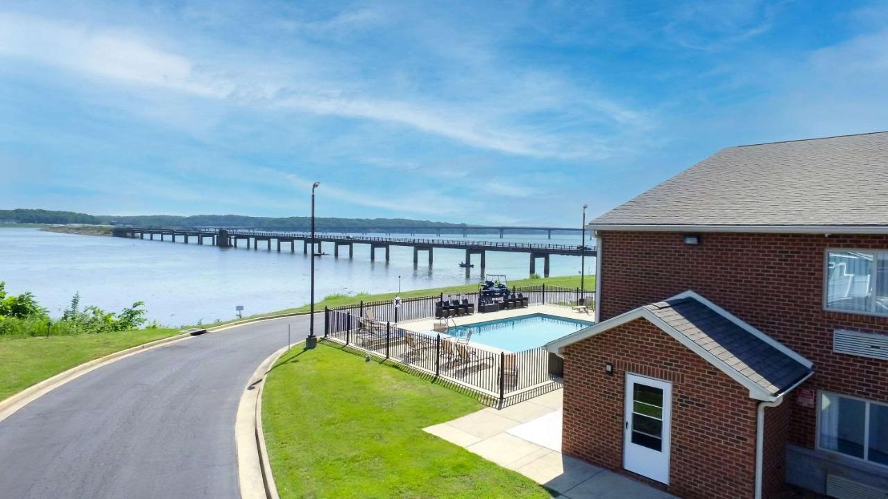 Clarion Pointe On The Lake Clarksville - South Hill West Exteriör bild